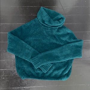 Cropped Hollister Sweater